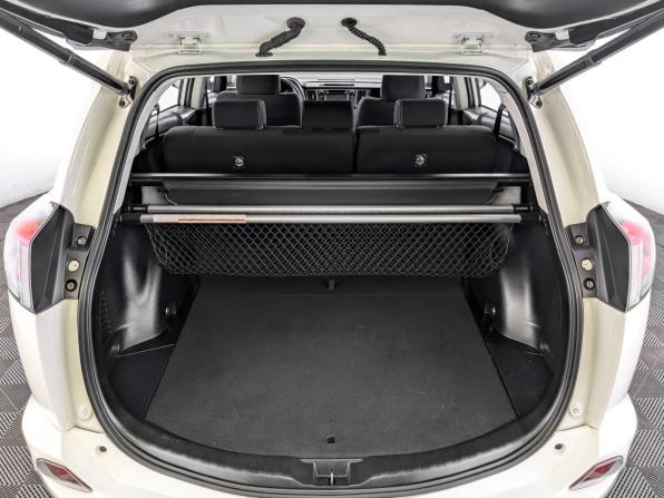Toyota RAV4 IV (XA40) Рестайлинг с пробегом 2015 года, цена 2 250 000 рублей, 111772 км, внедорожник, Автокод Объявления