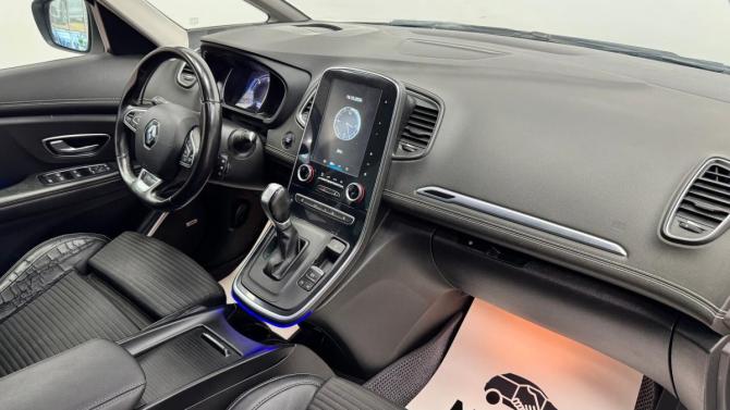 Renault Scenic IV с пробегом 2018 года, цена 1 270 000 рублей, 104296 км, минивэн, Автокод Объявления