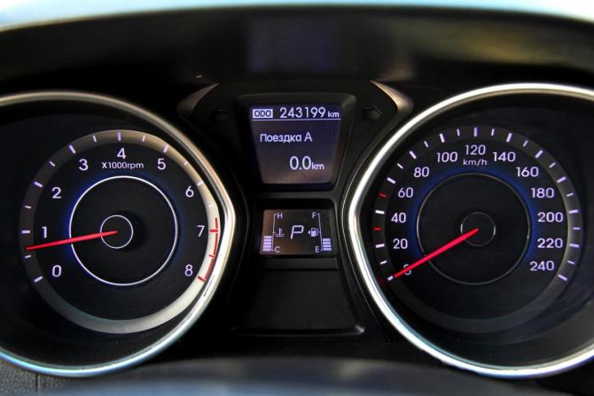 Hyundai Elantra V (MD) с пробегом 2013 года, цена 600 000 рублей, 243157 км, седан, Автокод Объявления