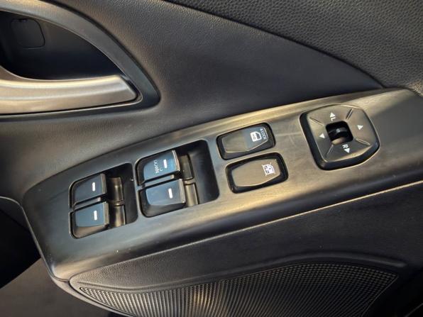 Hyundai ix35 I с пробегом 2010 года, цена 1 220 000 рублей, 167335 км, внедорожник, Автокод Объявления
