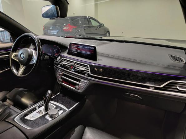 BMW 7 серии VI (G11/G12) Рестайлинг с пробегом 2019 года, цена 5 700 000 рублей, 150780 км, седан, Автокод Объявления