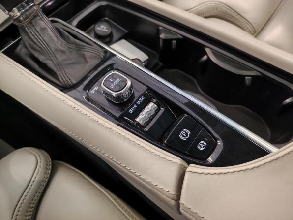 Volvo XC90 II с пробегом 2015 года, цена 2 761 000 рублей, 174301 км, внедорожник, Автокод Объявления