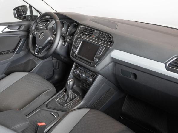 Volkswagen Tiguan II с пробегом 2017 года, цена 2 129 658 рублей, 119427 км, внедорожник, Автокод Объявления