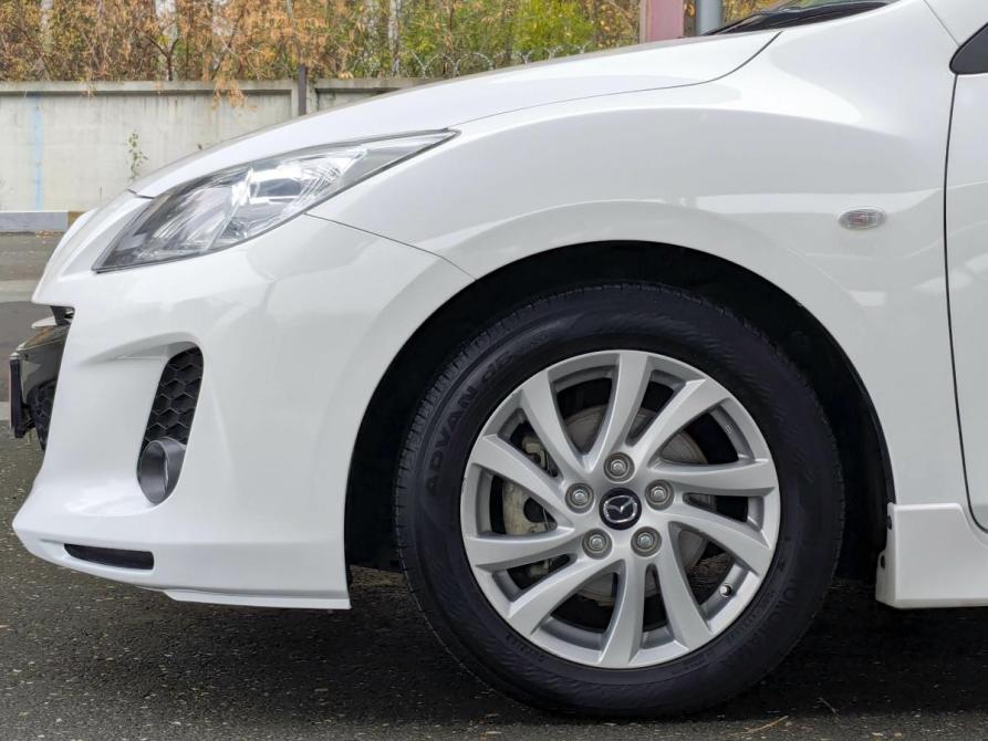 Mazda Axela II Рестайлинг Екатеринбург  - изображение 18