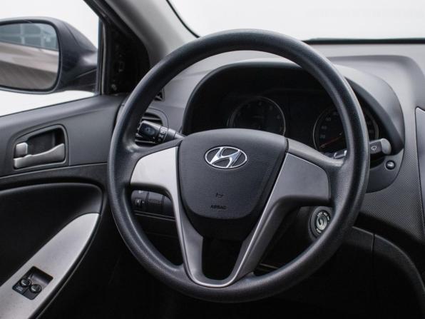 Hyundai Solaris I Рестайлинг с пробегом 2016 года, цена 974 000 рублей, 127522 км, седан, Автокод Объявления