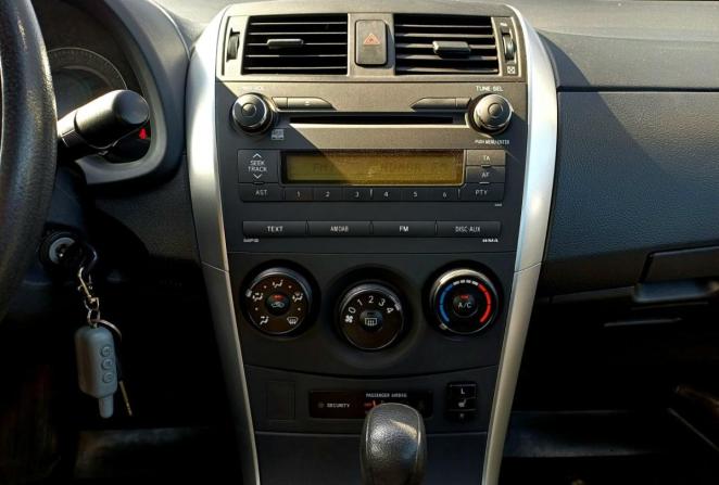 Toyota Corolla X (E140 E150) с пробегом 2010 года, цена 1 360 000 рублей, 105976 км, седан, Автокод Объявления