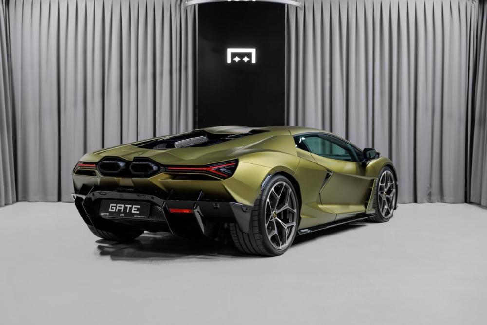 Lamborghini Revuelto Москва  - изображение 3