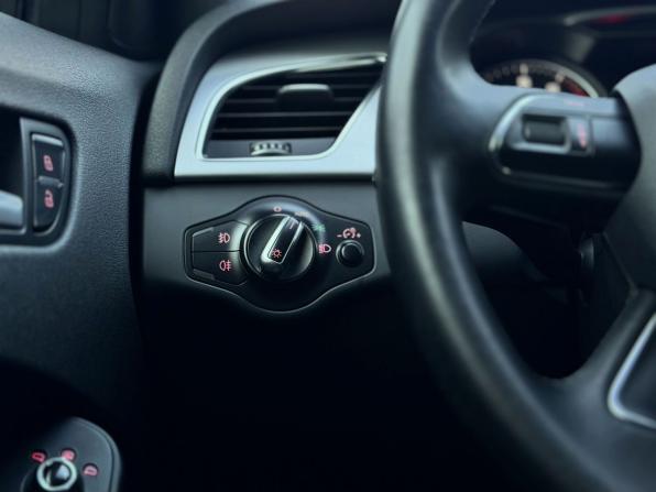 Audi A4 IV (B8) Рестайлинг с пробегом 2015 года, цена 1 850 000 рублей, 223425 км, седан, Автокод Объявления