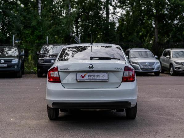 Skoda Rapid I Рестайлинг с пробегом 2018 года, цена 895 000 рублей, 250200 км, лифтбек, Автокод Объявления