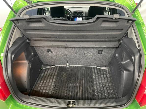 Skoda Fabia II Рестайлинг с пробегом 2011 года, цена 639 000 рублей, 102000 км, хэтчбек, Автокод Объявления