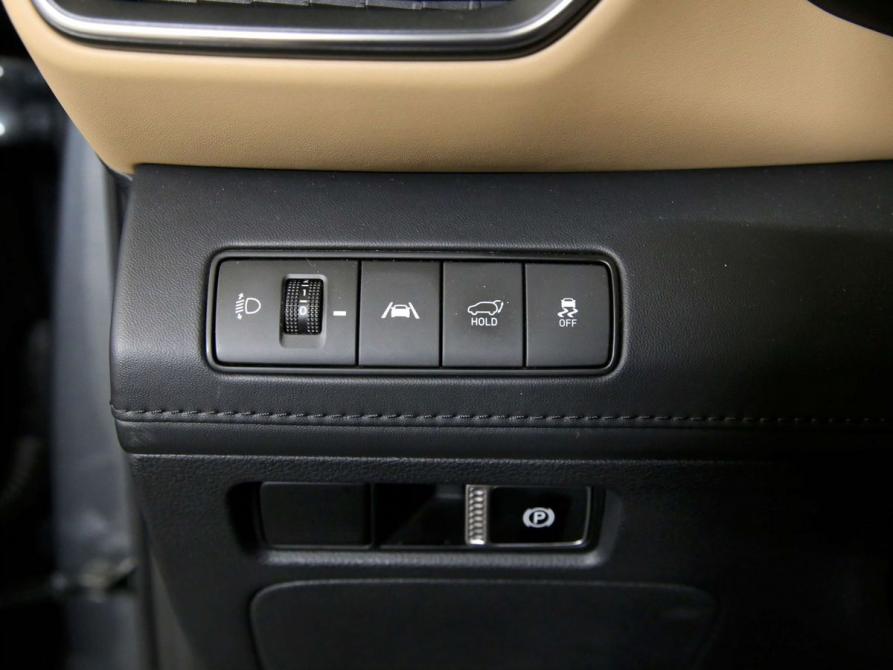 Hyundai Santa Fe IV Рестайлинг Санкт-Петербург  - изображение 23
