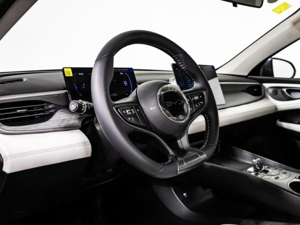 BYD Seal 05 с пробегом 2025 года, цена 2 890 000 рублей, 152 км, седан, Автокод Объявления