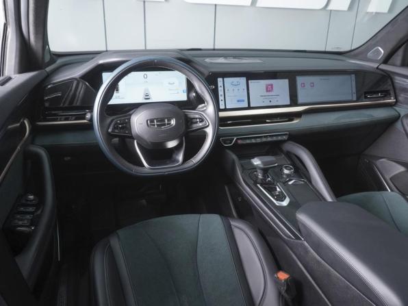 Geely Monjaro I с пробегом 2023 года, цена 2 920 000 рублей, 50266 км, внедорожник, Автокод Объявления