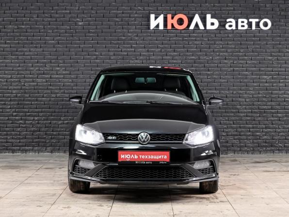 Volkswagen Polo V Рестайлинг с пробегом 2017 года, цена 1 230 000 рублей, 180932 км, седан, Автокод Объявления