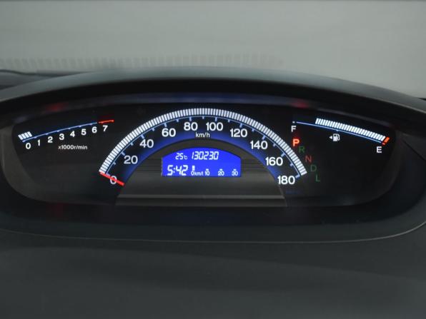 Honda Freed I Рестайлинг с пробегом 2012 года, цена 969 999 рублей, 130231 км, компактвэн, Автокод Объявления