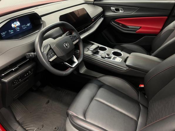 Changan CS55 Plus II с пробегом 2023 года, цена 2 065 000 рублей, 18671 км, внедорожник, Автокод Объявления