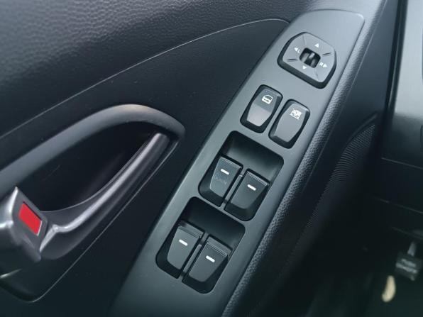 Hyundai Tucson II с пробегом 2013 года, цена 1 250 000 рублей, 216695 км, внедорожник, Автокод Объявления