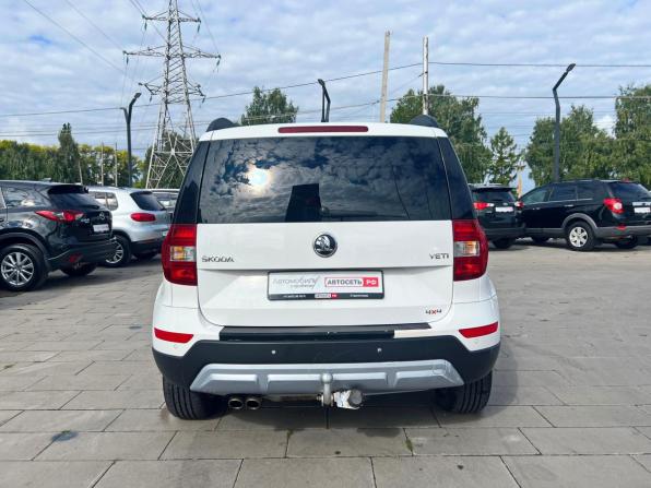Skoda Yeti I Рестайлинг с пробегом 2014 года, цена 1 293 000 рублей, 176991 км, внедорожник, Автокод Объявления