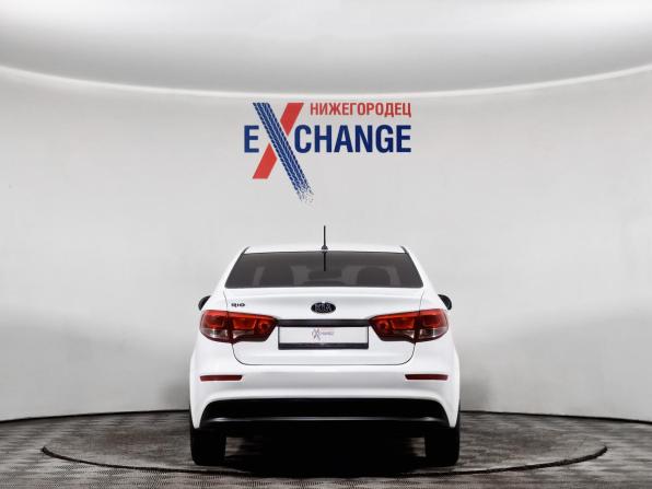 Kia Rio III Рестайлинг с пробегом 2016 года, цена 1 050 000 рублей, 147000 км, седан, Автокод Объявления