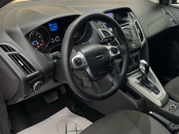 Ford Focus III с пробегом 2012 года, цена 595 000 рублей, 242964 км, хэтчбек, Автокод Объявления