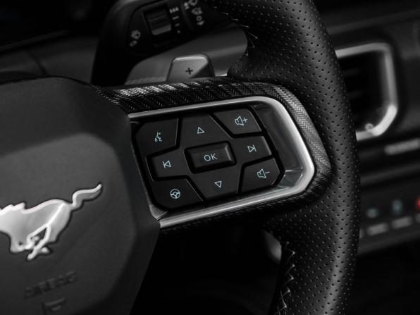 Ford Mustang VII с пробегом 2024 года, цена 36 900 000 рублей, 1414 км, кабриолет, Автокод Объявления