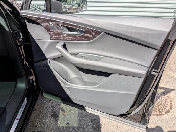 Audi Q7 II (4M) Рестайлинг с пробегом 2023 года, цена 9 690 000 рублей, 39908 км, внедорожник, Автокод Объявления