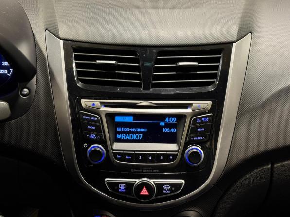 Hyundai Solaris I Рестайлинг с пробегом 2016 года, цена 1 129 000 рублей, 129974 км, седан, Автокод Объявления