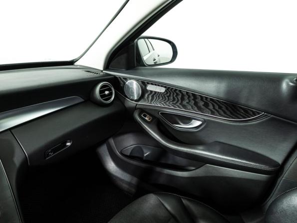 Mercedes-Benz C-Класс IV (W205) с пробегом 2015 года, цена 1 869 700 рублей, 210865 км, седан, Автокод Объявления