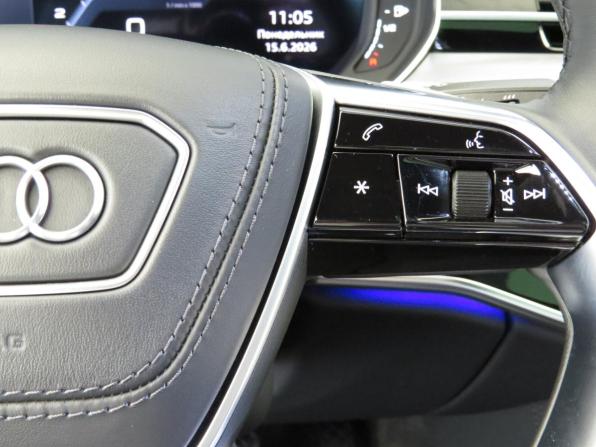 Audi A8 IV (D5) Рестайлинг с пробегом 2022 года, цена 10 600 000 рублей, 35880 км, седан, Автокод Объявления