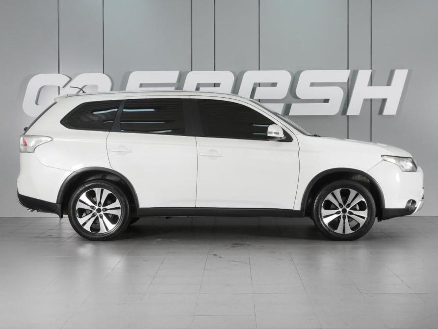 Mitsubishi Outlander III Рестайлинг Минеральные Воды  - изображение 5