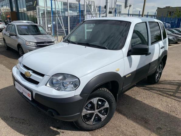 Chevrolet Niva I Рестайлинг с пробегом 2017 года, цена 676 535 рублей, 99532 км, внедорожник, Автокод Объявления