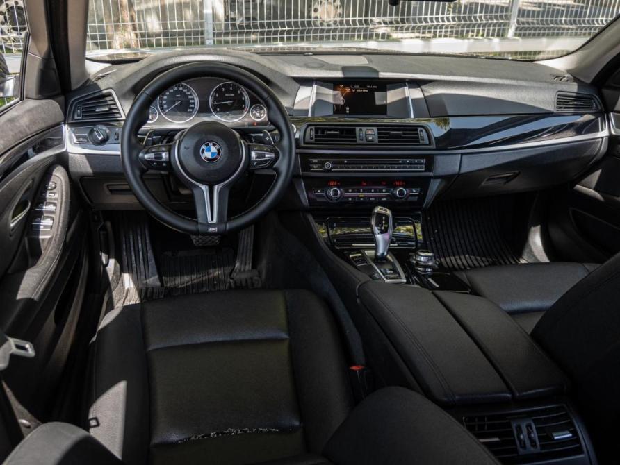 BMW 5 серии VI (F10/F11/F07) Рестайлинг Краснодар  - изображение 6