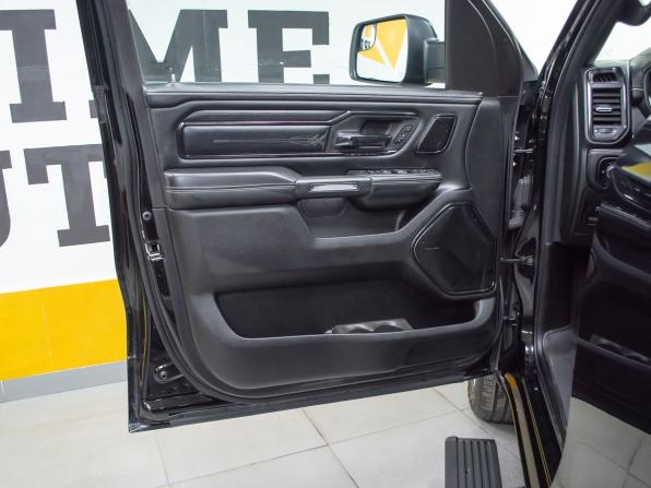 Ram 1500 V с пробегом 2023 года, цена 10 499 000 рублей, 15062 км, offers.body_type.unknown, Автокод Объявления