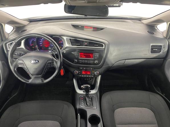 Kia Ceed II Рестайлинг с пробегом 2016 года, цена 1 089 000 рублей, 193041 км, хэтчбек, Автокод Объявления