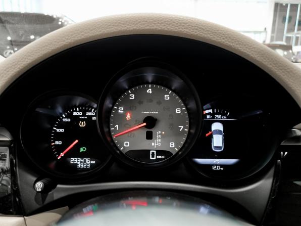 Porsche Macan I с пробегом 2014 года, цена 2 350 000 рублей, 234000 км, внедорожник, Автокод Объявления
