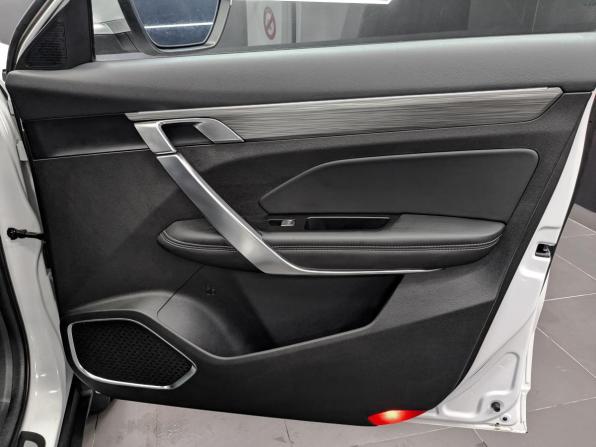 Geely Atlas Pro с пробегом 2022 года, цена 2 030 000 рублей, 51858 км, внедорожник, Автокод Объявления