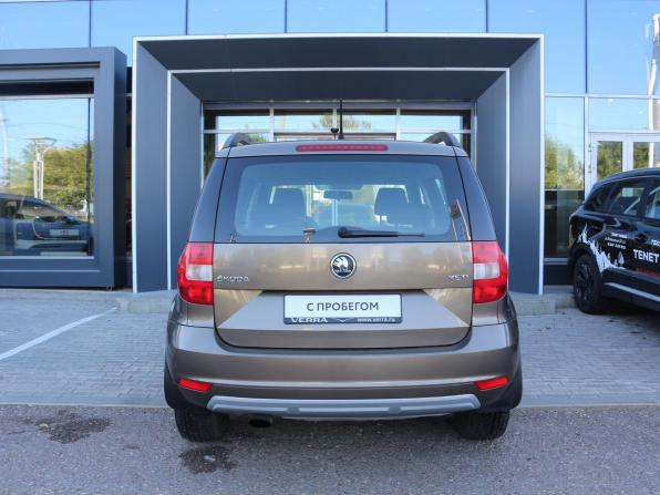 Skoda Yeti I с пробегом 2014 года, цена 890 000 рублей, 133530 км, внедорожник, Автокод Объявления