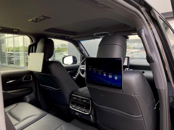 Новый Toyota Land Cruiser 300 Series 2025 года, цена 16 000 000 рублей, внедорожник, Автокод Объявления