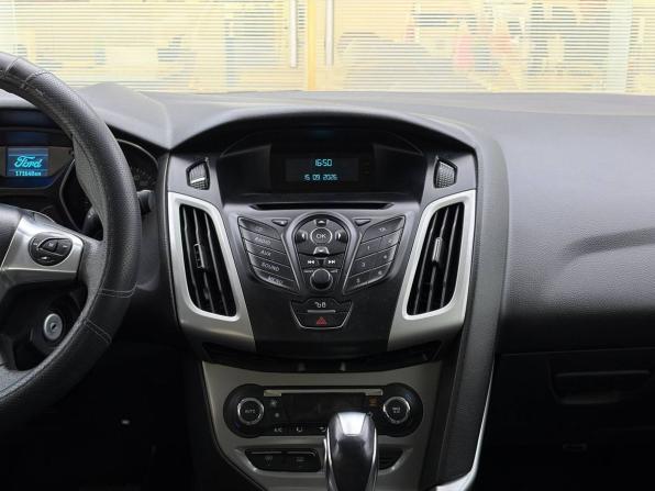 Ford Focus III с пробегом 2013 года, цена 670 000 рублей, 171638 км, седан, Автокод Объявления