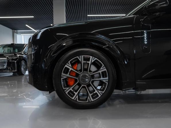 Lynk &amp; Co 900 с пробегом 2026 года, цена 8 400 000 рублей, 25 км, внедорожник, Автокод Объявления