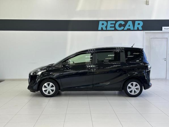 Toyota Sienta II Рестайлинг с пробегом 2022 года, цена 1 740 000 рублей, 77076 км, минивэн, Автокод Объявления