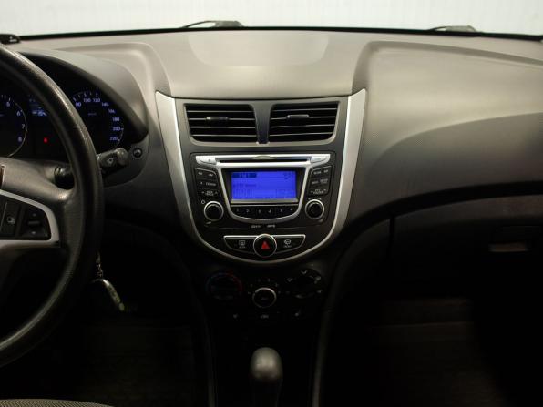 Hyundai Solaris I с пробегом 2011 года, цена 725 000 рублей, 154634 км, седан, Автокод Объявления