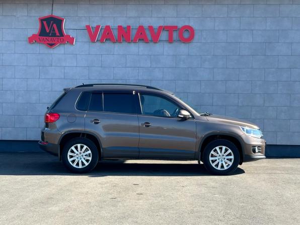 Volkswagen Tiguan I Рестайлинг с пробегом 2014 года, цена 1 297 000 рублей, 181200 км, внедорожник, Автокод Объявления
