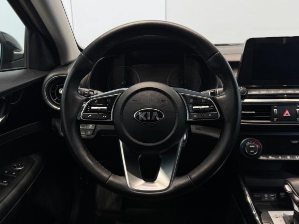 Kia Cerato IV с пробегом 2021 года, цена 2 040 000 рублей, 70265 км, седан, Автокод Объявления