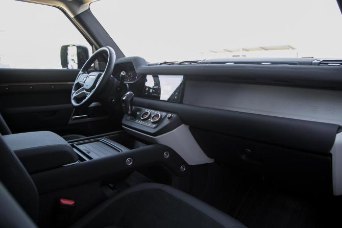 Land Rover Defender II с пробегом 2021 года, цена 7 350 000 рублей, 94510 км, внедорожник, Автокод Объявления