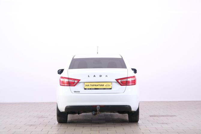 Lada (ВАЗ) Vesta I с пробегом 2019 года, цена 1 189 000 рублей, 136000 км, седан, Автокод Объявления