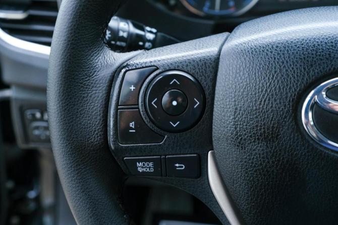 Toyota Corolla XI (E160 E170 E180) с пробегом 2013 года, цена 1 193 000 рублей, 208275 км, седан, Автокод Объявления
