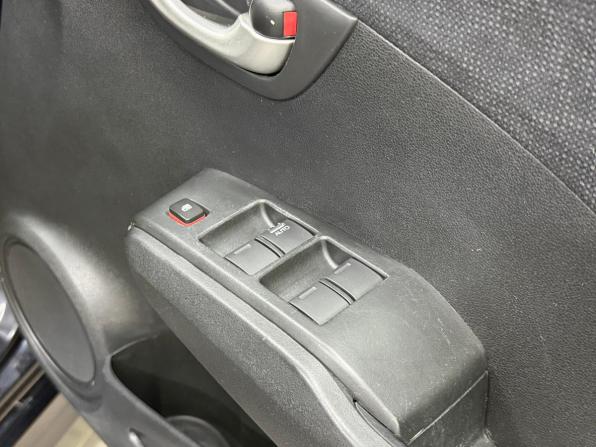 Honda Fit Shuttle I Рестайлинг с пробегом 2014 года, цена 997 000 рублей, 122000 км, универсал, Автокод Объявления