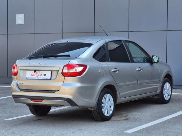 Lada (ВАЗ) Granta I Рестайлинг с пробегом 2019 года, цена 599 000 рублей, 122900 км, хэтчбек, Автокод Объявления