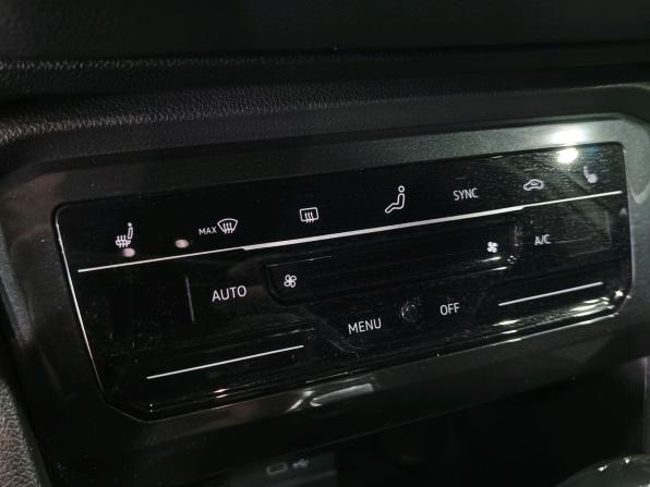 Volkswagen Tiguan II Рестайлинг с пробегом 2021 года, цена 2 530 000 рублей, 111650 км, внедорожник, Автокод Объявления